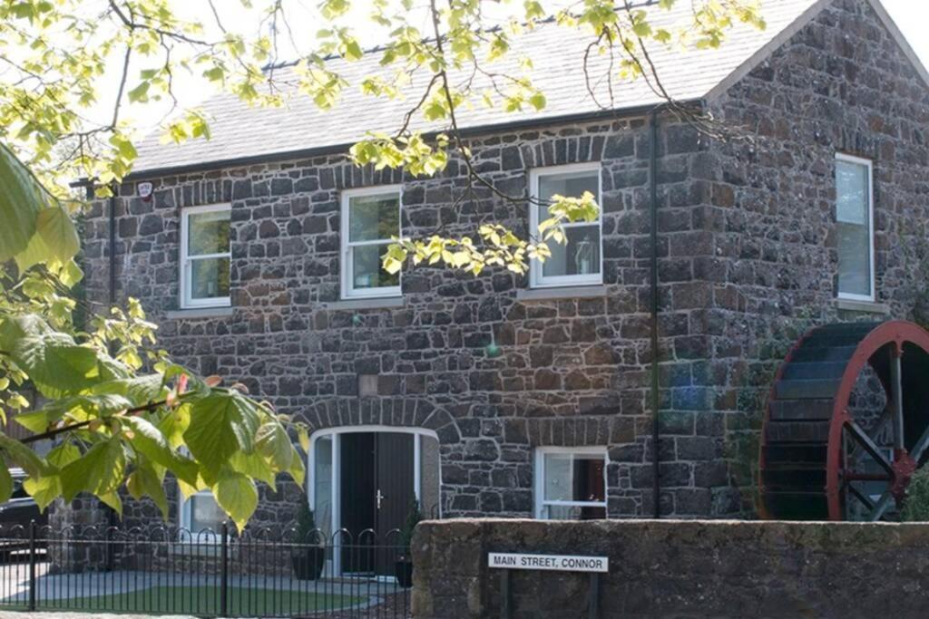 Stone Flax Mill Villa Connor Exterior photo